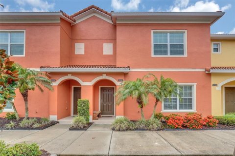 Adosado en venta en Kissimmee, Florida, 4 dormitorios, 176.7 m2 № 1260290 - foto 1