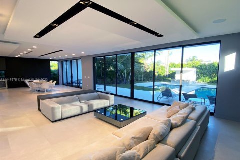 Villa ou maison à vendre à Miami Beach, Floride: 5 chambres, 434.78 m2 № 705322 - photo 4