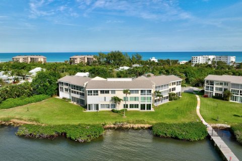 Condo in Stuart, Florida, 2 bedrooms  № 932592 - photo 20