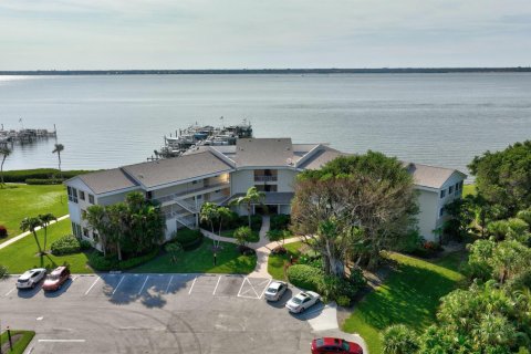 Condo in Stuart, Florida, 2 bedrooms  № 932592 - photo 14