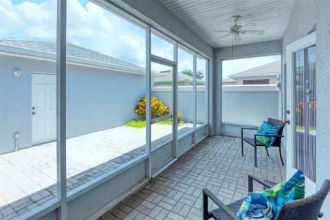 Duplex à vendre à Kissimmee, Floride: 2 chambres, 122.35 m2 № 1314246 - photo 27