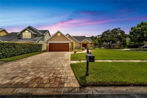 Villa ou maison à vendre à Tampa, Floride: 4 chambres, 239.69 m2 № 1314279 - photo 2