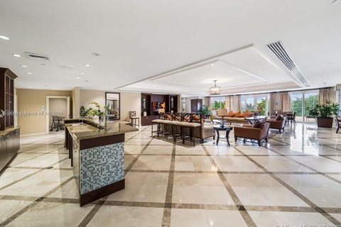 Condo in Aventura, Florida, 2 bedrooms  № 1269698 - photo 16