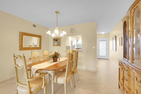 Condo in Coconut Creek, Florida, 2 bedrooms  № 1100344 - photo 21