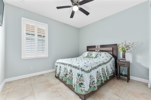 Casa en venta en Stuart, Florida, 4 dormitorios, 238.57 m2 № 1093809 - foto 21