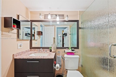 Condo in Greenacres, Florida, 1 bedroom  № 1320924 - photo 20