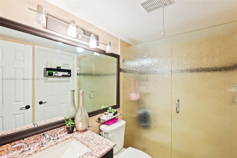 Condo in Greenacres, Florida, 1 bedroom  № 1320924 - photo 21