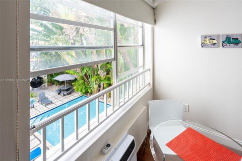 Copropriété à vendre à Miami Beach, Floride: 34.93 m2 № 1378648 - photo 15