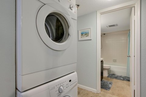 Condominio en venta en Juno Beach, Florida, 2 dormitorios, 97.27 m2 № 750691 - foto 1