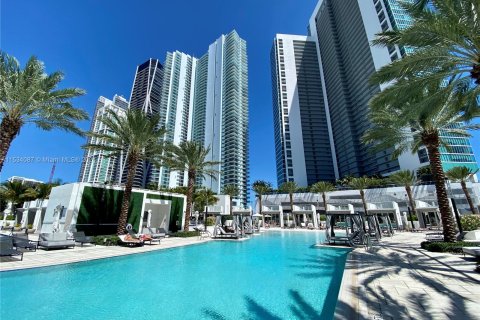 Купить кондоминиум в Майами, Флорида 1 спальня, 87.05м2, № 1011381 - фото 27