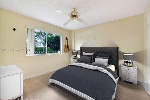 Купить кондоминиум в Лейк-Уорт, Флорида 2 спальни, 134.15м2, № 1011343 - фото 11