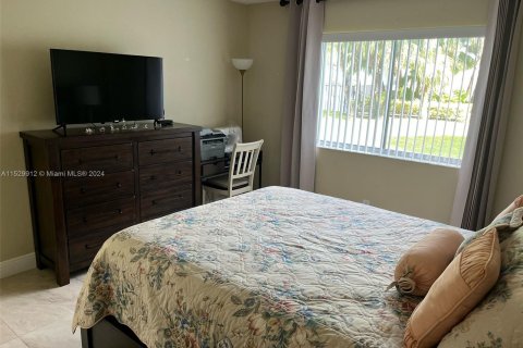 Купить кондоминиум в Лейк-Уорт, Флорида 2 спальни, 134.15м2, № 1011343 - фото 12