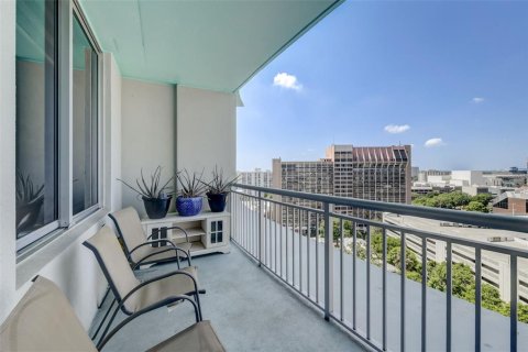 Condominio en venta en Orlando, Florida, 1 dormitorio, 71.63 m2 № 1136879 - foto 17