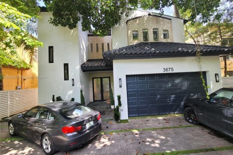 Casa en venta en Miami, Florida, 4 dormitorios, 355.35 m2 № 1351620 - foto 4