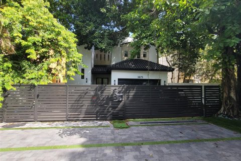 Casa en venta en Miami, Florida, 4 dormitorios, 355.35 m2 № 1351620 - foto 3