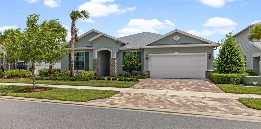 Casa en Port St. Lucie, Florida 5 dormitorios, 260.96 m2 № 1351617