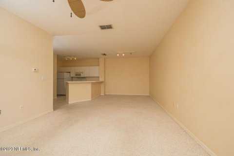 Condo in Saint Augustine, Florida, 1 bedroom  № 771821 - photo 17