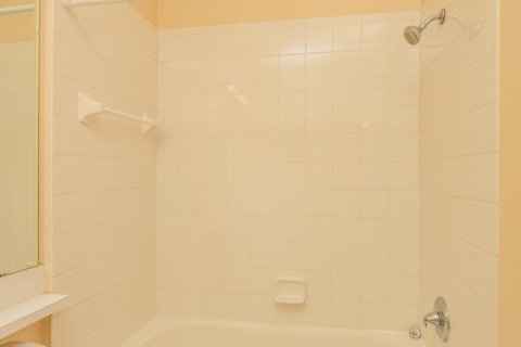 Condo in Saint Augustine, Florida, 1 bedroom  № 771821 - photo 28