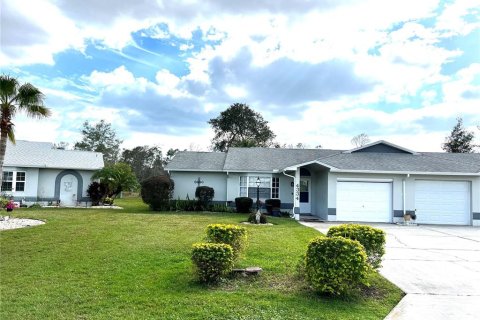 House in Sebring, Florida 2 bedrooms, 88.26 sq.m. № 977398 - photo 2