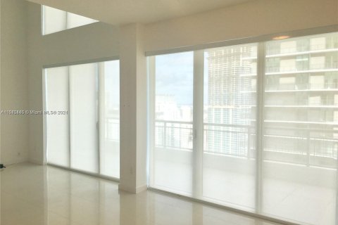 Condominio en alquiler en Miami, Florida, 2 dormitorios, 116.59 m2 № 1354654 - foto 17