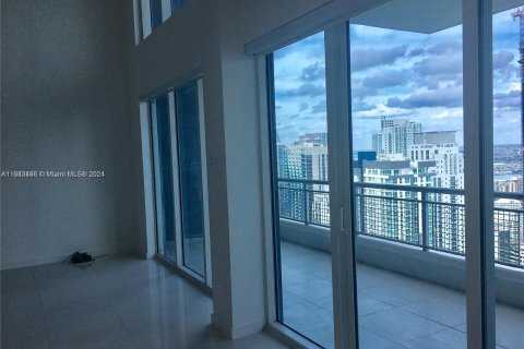 Condominio en alquiler en Miami, Florida, 2 dormitorios, 116.59 m2 № 1354654 - foto 6