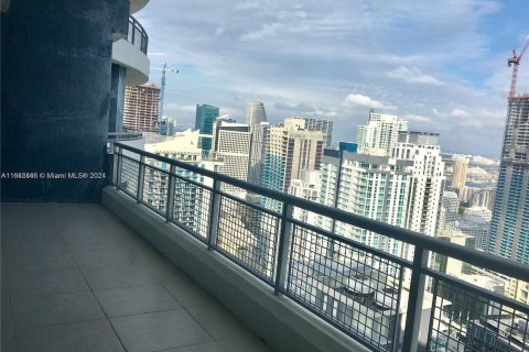 Condominio en alquiler en Miami, Florida, 2 dormitorios, 116.59 m2 № 1354654 - foto 19