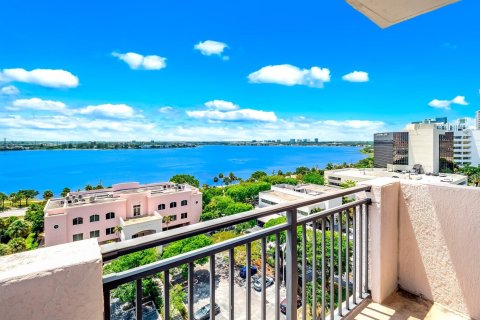 Copropriété à vendre à West Palm Beach, Floride: 2 chambres, 103.31 m2 № 1207839 - photo 18