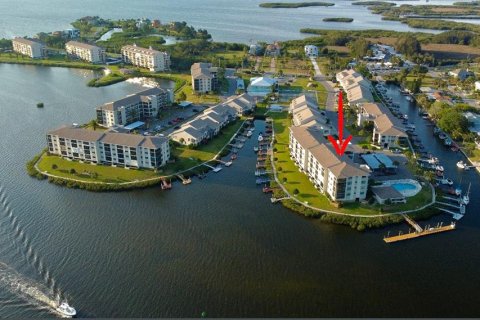 Condominio en venta en Port Richey, Florida, 2 dormitorios, 129.97 m2 № 1190148 - foto 3