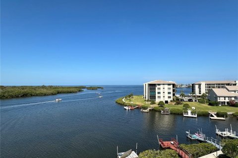 Condominio en venta en Port Richey, Florida, 2 dormitorios, 129.97 m2 № 1190148 - foto 4