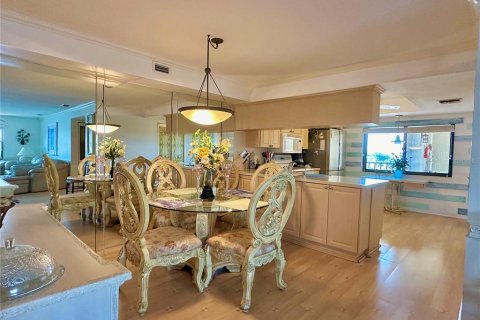 Condominio en venta en Port Richey, Florida, 2 dormitorios, 129.97 m2 № 1190148 - foto 12