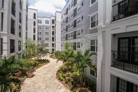 Condo in Orlando, Florida, 1 bedroom  № 1191716 - photo 17