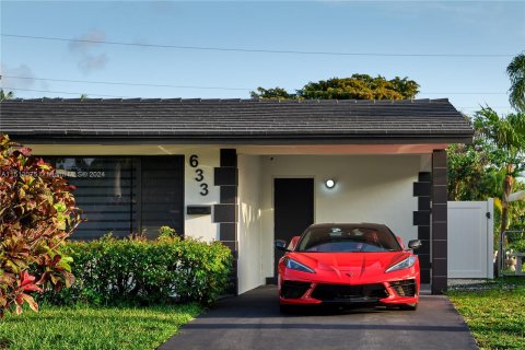Villa ou maison à vendre à Hallandale Beach, Floride: 3 chambres, 129.51 m2 № 942903 - photo 3