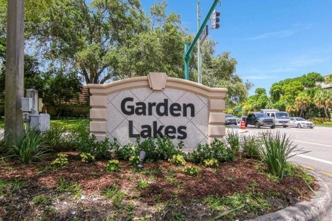 Touwnhouse à vendre à Palm Beach Gardens, Floride: 2 chambres, 148.27 m2 № 934436 - photo 20