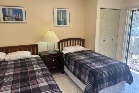 Condo in Deerfield Beach, Florida, 3 bedrooms  № 1079389 - photo 8