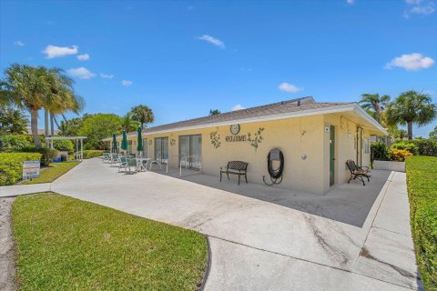 Condo in Stuart, Florida, 2 bedrooms  № 1216117 - photo 10