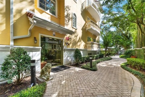 Condominio en alquiler en Winter Park, Florida, 3 dormitorios, 285.58 m2 № 1370053 - foto 4