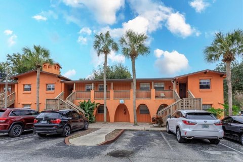 Condominio en venta en Orlando, Florida, 3 dormitorios, 109.72 m2 № 943254 - foto 2