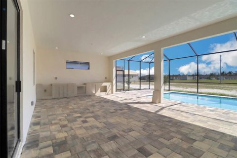 Villa ou maison à vendre à Cape Coral, Floride: 4 chambres, 186.73 m2 № 885336 - photo 20
