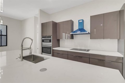 Casa en venta en Cape Coral, Florida, 4 dormitorios, 186.73 m2 № 885336 - foto 8