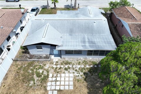 Casa en venta en Holiday, Florida, 2 dormitorios, 108.32 m2 № 1336855 - foto 8