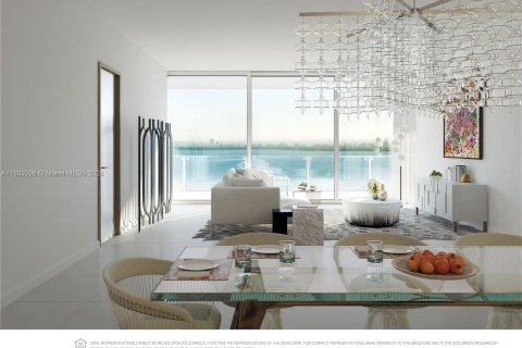 Condo in Miami, Florida, 4 bedrooms  № 1222264 - photo 5