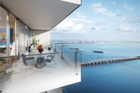 Condominio en venta en Miami, Florida, 4 dormitorios, 351.91 m2 № 1222264 - foto 1