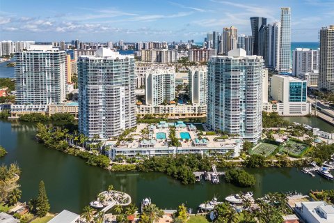 Copropriété à vendre à Sunny Isles Beach, Floride: 2 chambres, 142.14 m2 № 1098112 - photo 28