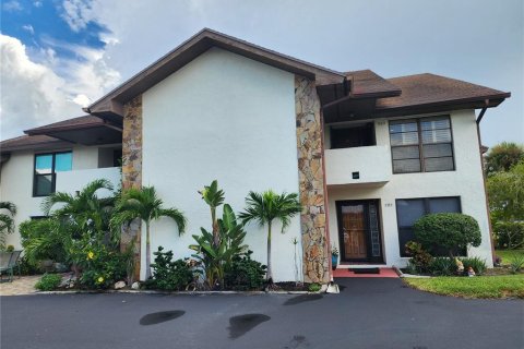 Copropriété à vendre à Palm City, Floride: 2 chambres, 140.19 m2 № 1339954 - photo 1