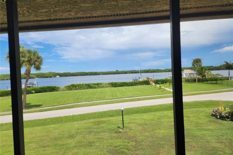 Copropriété à vendre à Palm City, Floride: 2 chambres, 140.19 m2 № 1339954 - photo 12