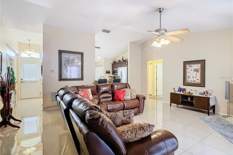 Villa ou maison à vendre à Kissimmee, Floride: 3 chambres, 131.36 m2 № 1246300 - photo 7