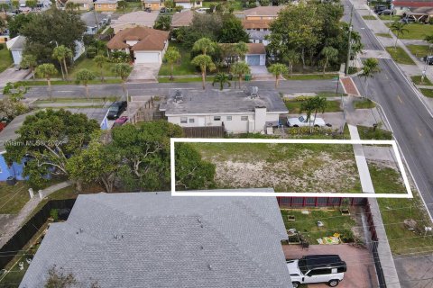 Terrain à vendre à Dania Beach, Floride № 975887 - photo 6