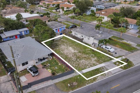 Terrain à vendre à Dania Beach, Floride № 975887 - photo 7