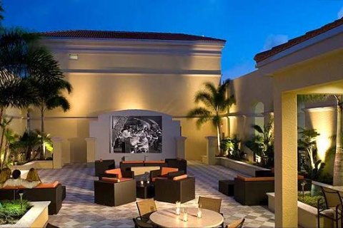 Condominio en venta en West Palm Beach, Florida, 1 dormitorio, 119.84 m2 № 972936 - foto 3