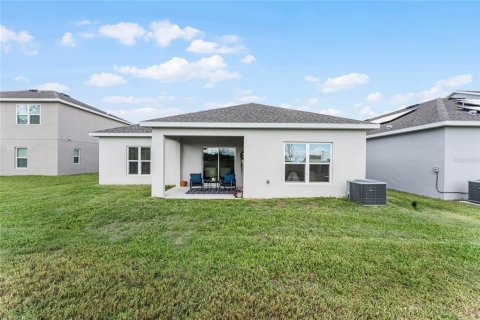 Villa ou maison à vendre à Davenport, Floride: 4 chambres, 196.21 m2 № 1251411 - photo 2